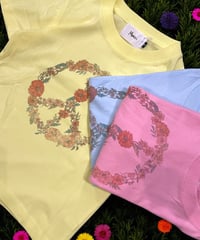 MWEZI Flower Peace プリント キッズ Tシャツ(Kids)MZ-16