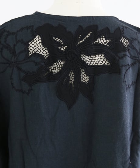 リネンカットワークブラウス / LINEN CUTWORK BLOUSE