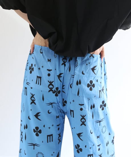 ALL OVER SYMBOL イージーパンツ レディース レーヨン100% 総柄 ワイドパンツ【MWEZI by ZURIsol 沖縄・宜野湾 レディースファッション 通販】