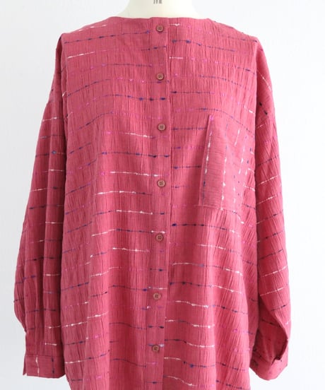 刺繍ラインブラウス / LINE EMBROIDERY OVER BLOUSE