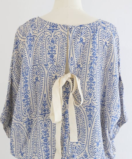 【MWEZI by ZURIsol 沖縄・宜野湾 セレクトショップ 通販】レディース ペイズリー リボントップ/ Paisley Ribbon Top