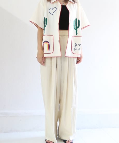 【MWEZI by ZURIsol 沖縄・宜野湾 レディースファッション 通販】サボテン 刺繍 シャツ