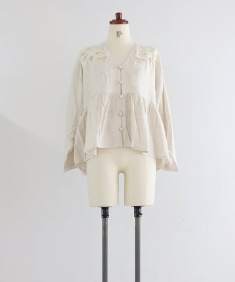 リネンカットワークブラウス / LINEN CUTWORK BLOUSE