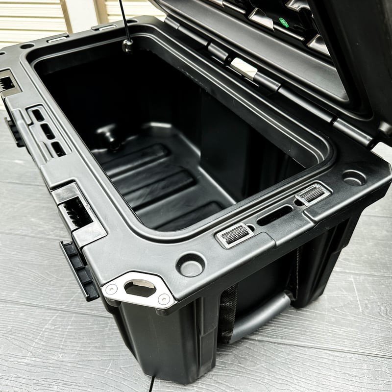 OVERLAND SPEC OUTDOORS Rugged box 50 Version wi