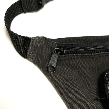 【USED】80'S LEVI'S SKATEBOARDING BUMBAG
