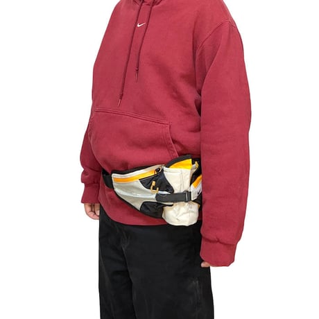 【USED】00'S NIKE BOTTLE POCKET BODY BAG