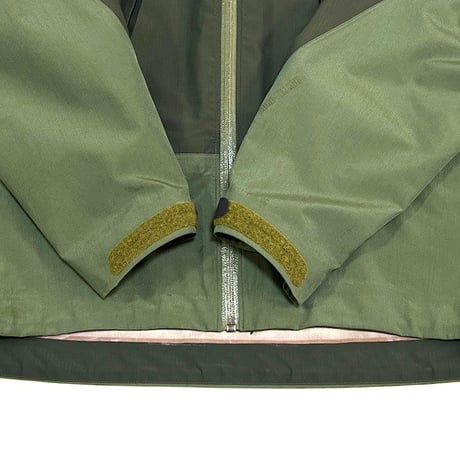 【USED】90'S-00'S ARC'TERYX SIDEWINDER SV JACKET GREEN