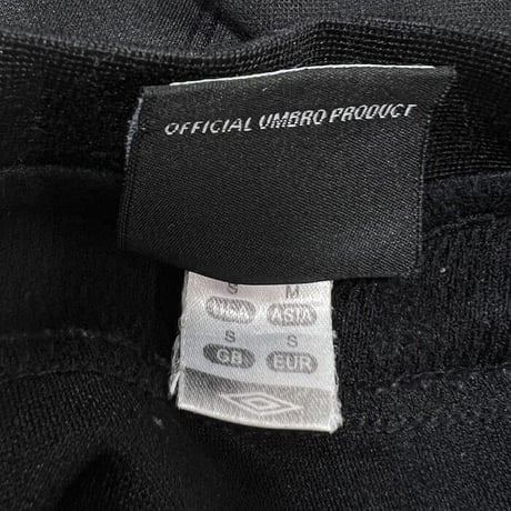 【USED】00'S UMBRO CENTER LOGO PRACTICE SHIRT