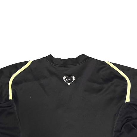 【USED】00's NIKE MANCHESTER UNITED 2006-2007 TRAINIG L/S JERSEY