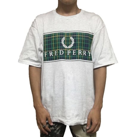 【USED】FRED PERRY T-SHIRT