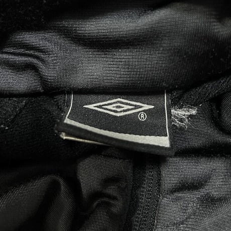 【USED】00'S UMBRO BLACK TRACK JACKET