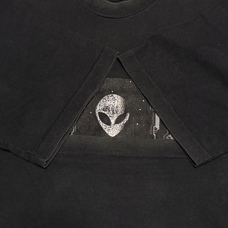 【USED】90's BESCHWA "Alien Hatch" Sci-Fi T-Shirt