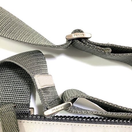 【USED】00'S PRADA LINEA ROSSA NYLON BODY BAG