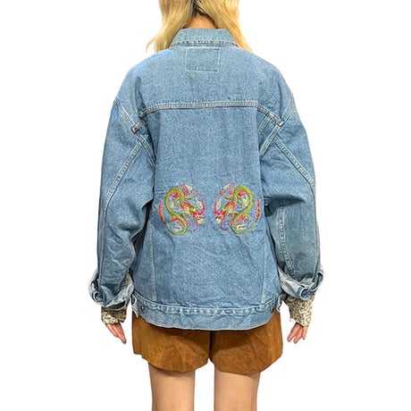 【USED】00'S DRAGON EMBROIDERED DENIM JACKET