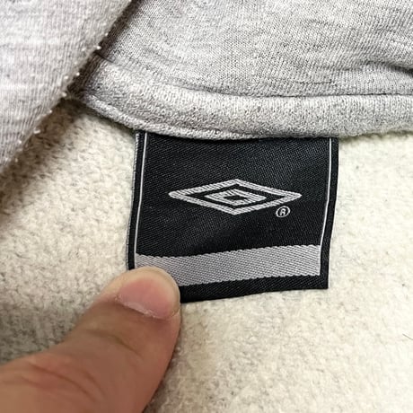 【USED】00's UMBRO EMBROIDERED LOGO PARKA