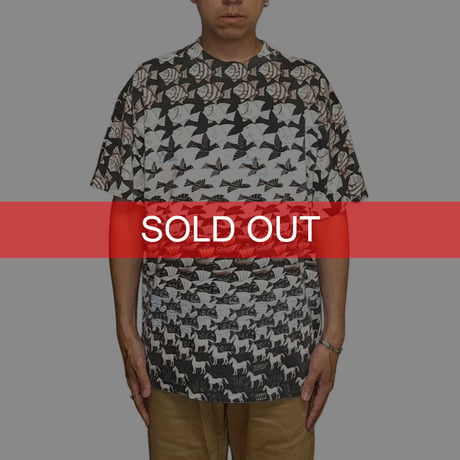 【USED】90's M.C.ESCHER ALL OVER PRINT T-SHIRT
