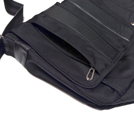 【USED】00's NIKE BALISTIC NYLON × ECO LEATHER SHOULDER BAG