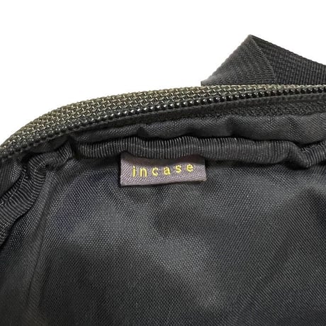 【USED】90'S-00'S OLD INCASE BODY BAG