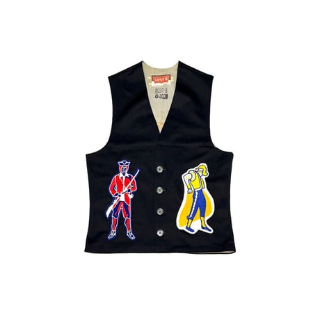 【USED】70's Levi's KNIT GILET CUSTOMIZED with PATCHES