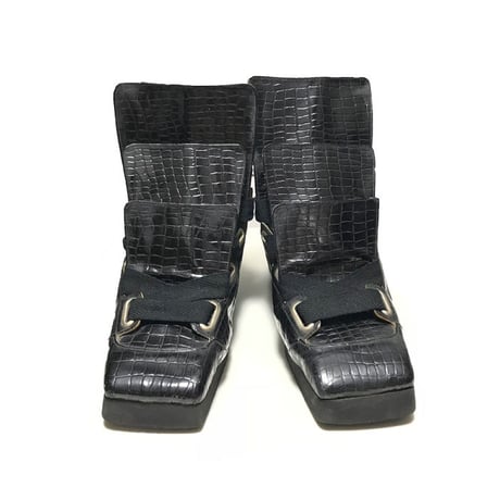 【USED】90'S VIVIENNE WESTWOOD CROCODILE PATTERN BREAKER SHOES