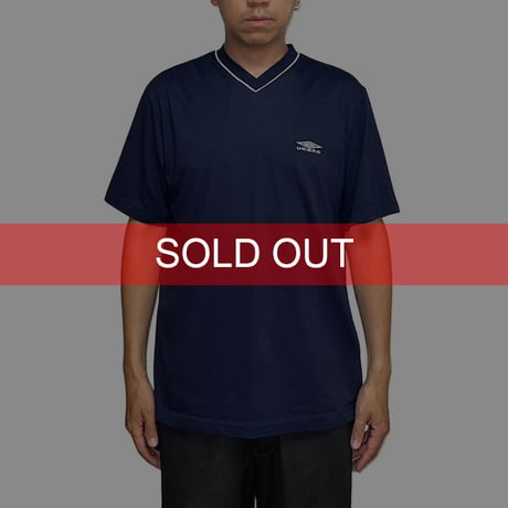 【USED】00's UMBRO V-NECK T-SHIRT