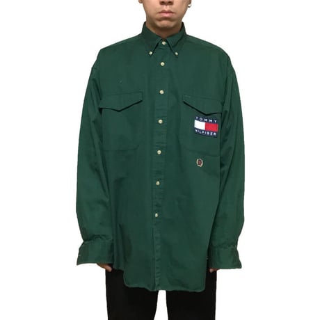【USED】90'S TOMMY HILFIGER BIG FLAG LOGO OVERSIZED B.D SHIRT