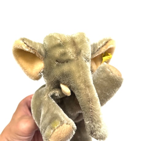 【USED】60's Steiff Sleeping Elephant Plush Toy