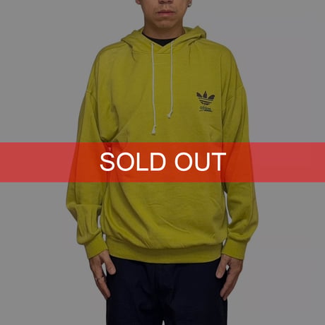 【USED】80's adidas Graffiti-Style Trefoil Pullover Hoodie Made in Hungary