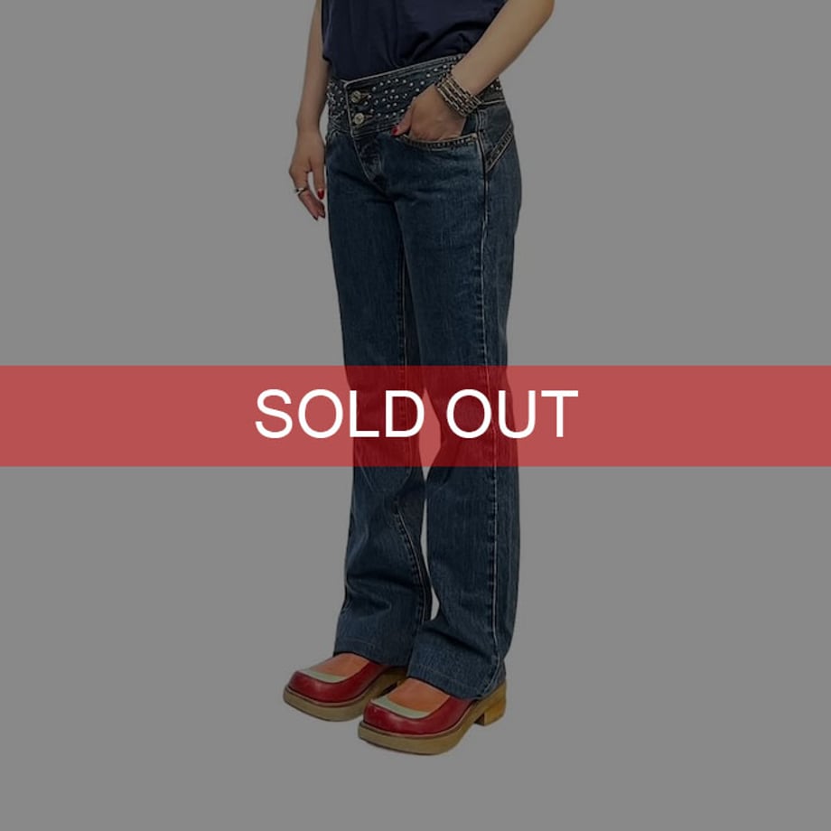 665bc2fee4567c77f7e30f10
