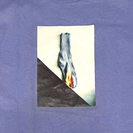 【USED】00's UNKNOWN BURNING SOCKS ART PHOTO T-SHIRT