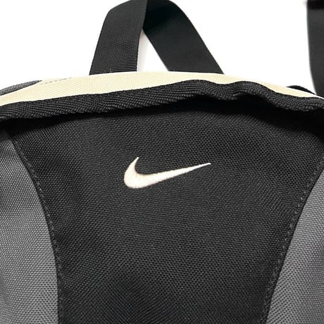【USED】00'S NIKE TECH BUMBAG
