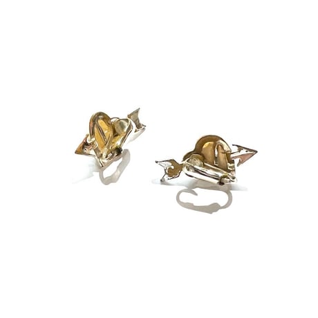 【BOOMBABA BOUTIQUE】Vintage arrow in heart earrings