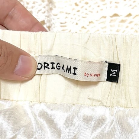 【USED】00'S ORIGAMI by vivien CROCHETED LACE SKIRT