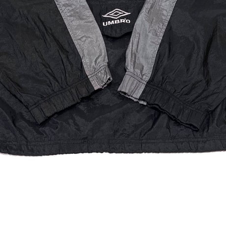 【USED】90'S OLD UMBRO OVERSIZED HALF-ZIP NYLON PULLOVER JACKET