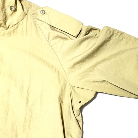 【USED】80’S BANANA REPUBLIC OVERSIZED NYLON COAT WITH HAT