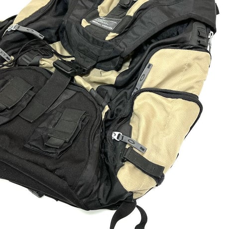 【USED】00'S OAKLEY MULTI POCKET BACKPACK