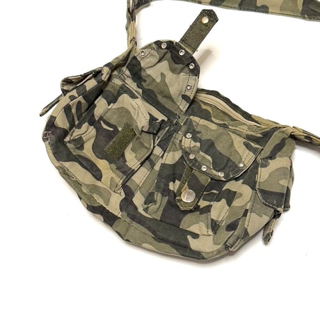 【USED】00's Y2K GAL CAMO SHOULDER BAG