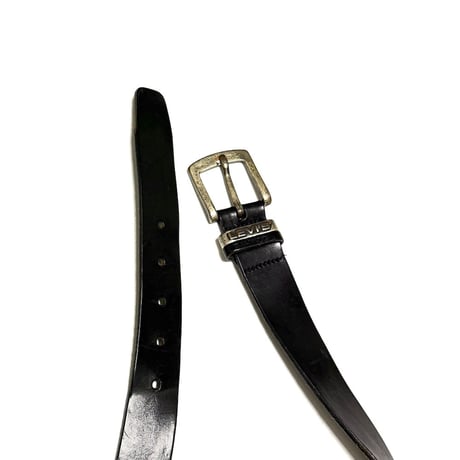 【USED】90's Levi’s Italy-Made Black Leather Belt