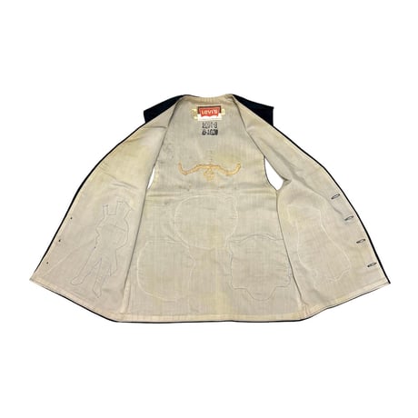 【USED】70's Levi's KNIT GILET CUSTOMIZED with PATCHES