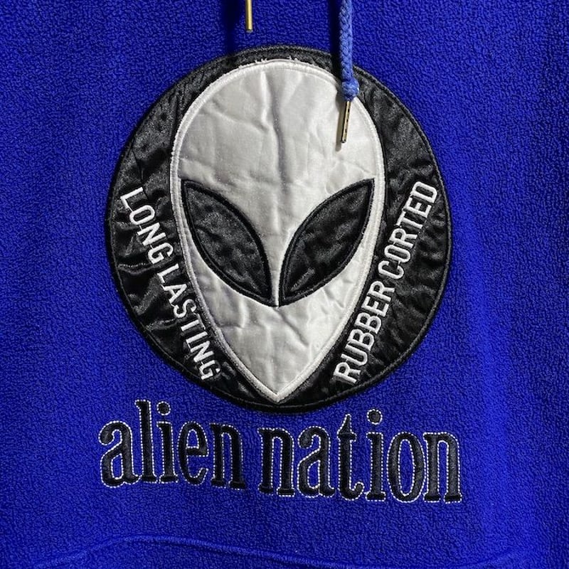 USED】90'S ALIEN NATION HOODIE | KONBINI