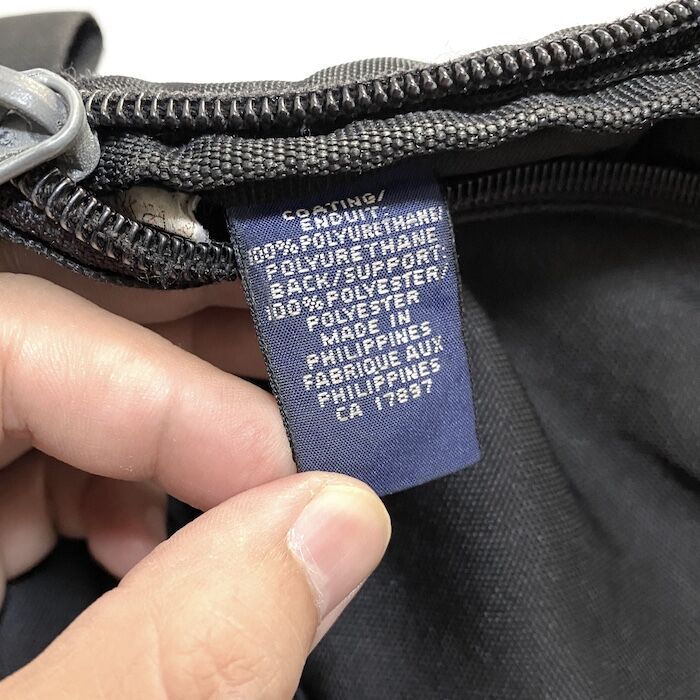 USED】90'S-00'S OLD GAP BODY BAG | KONBINI USED】90'S-00'S OLD GAP BODY BAG | KONBINI