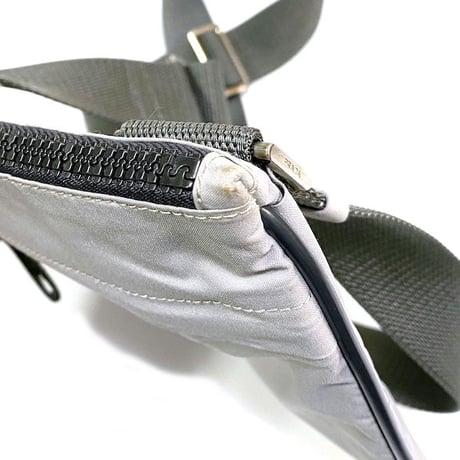 【USED】00'S PRADA LINEA ROSSA NYLON BODY BAG