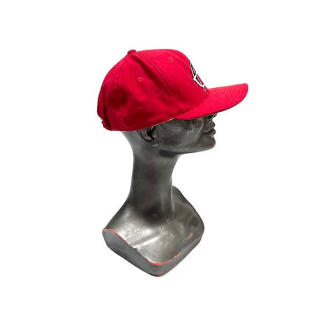 【USED】90'S ANARCHIC ADJUSTMENT 6-PANEL CAP RED