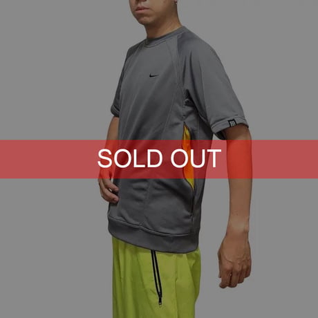 【USED】00'S NIKE DRI-FIT GIMMICK S/S TOP