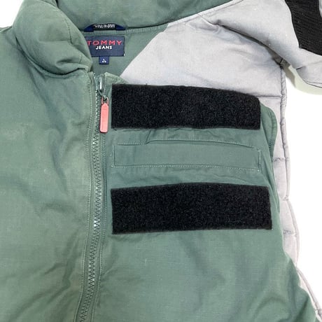 【USED】90'S-00'S TOMMY JEANS GIMMICK DESIGN DOWN VEST