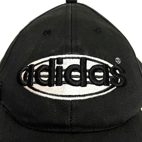 【USED】90's adidas OVAL LOGO EMBROIDERY CAP