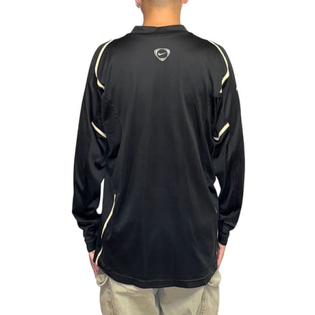 【USED】00's NIKE MANCHESTER UNITED 2006-2007 TRAINIG L/S JERSEY
