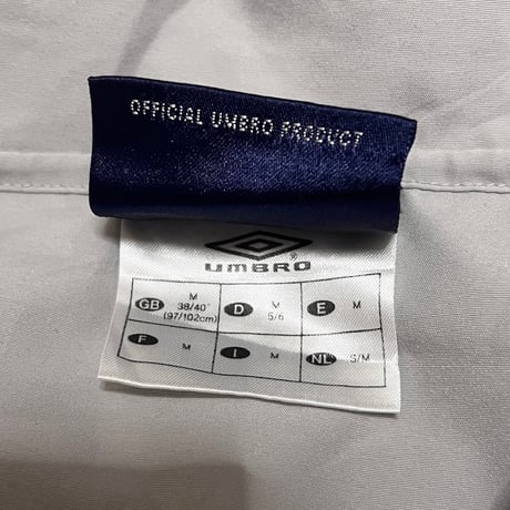 【USED】00's UMBRO DRILL TOP LIGHT GRAY