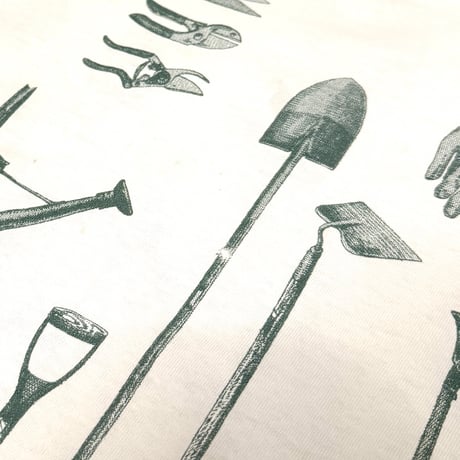 【USED】90's rel-e-vant Gardening Gear All Over Print T-shirt
