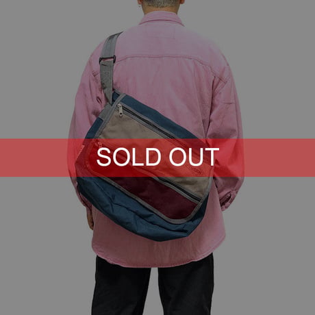 【USED】90'S VISION 3-COLOR MESSENGER BAG